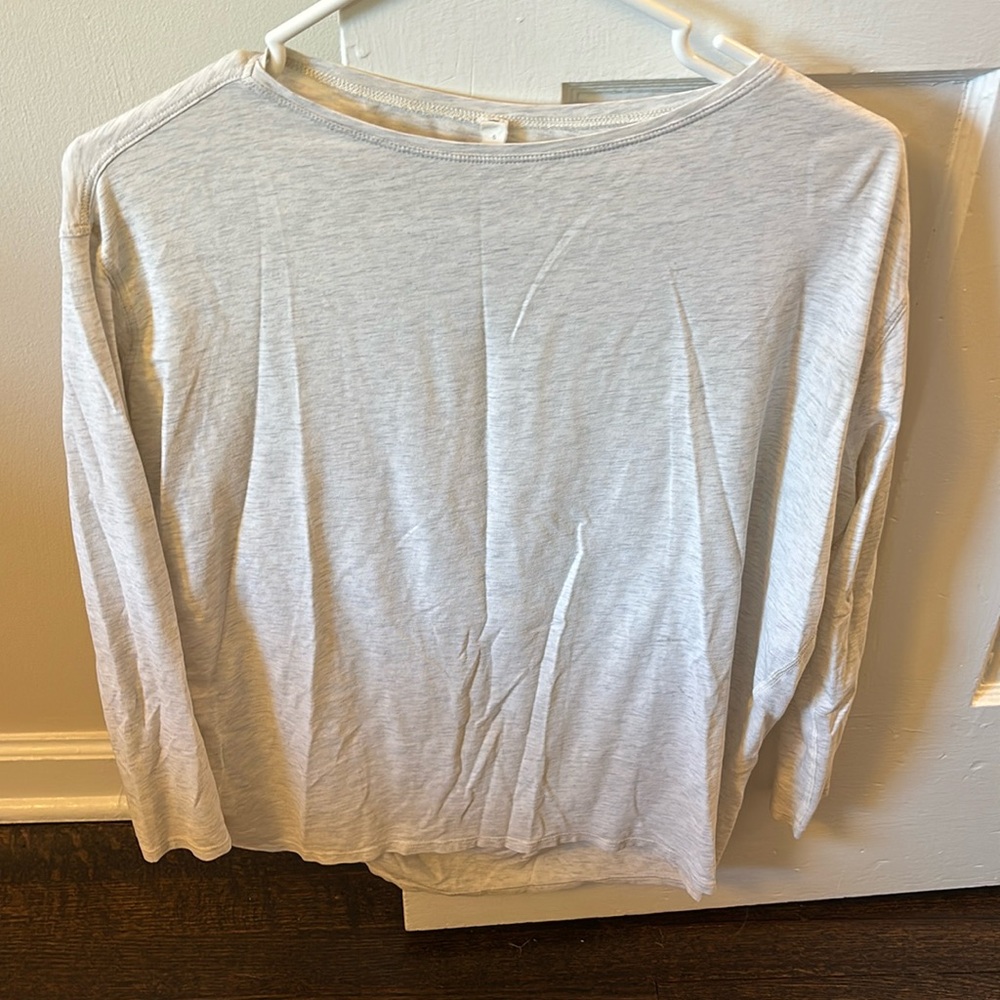 Lululemon long sleeve 6